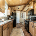 The Lodge WL-MONL-1633-kit-1