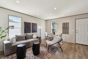 020-prime-pike-living-room-1